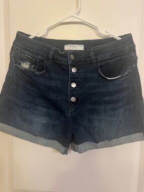 Kancan Dark Wash Denim Button-Front Women’s Shorts